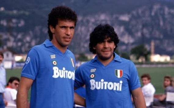 Maradona lại mủi lòng khi nhớ về Napoli