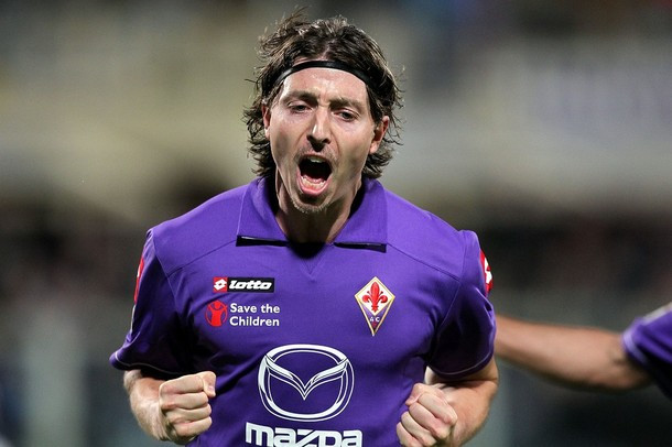 FLORENCE, ITALY - MAY 02: Riccardo Montolivo of ACF Fiorentina celebrates after scoring a goal during the Serie A match between ACF Fiorentina and Novara Calcio at Stadio Artemio Franchi on May 2, 2012 in Florence, Italy.