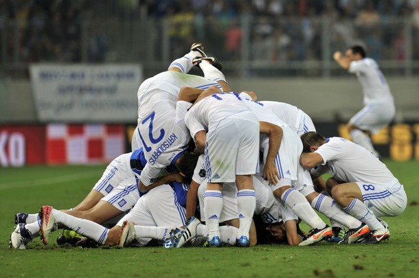 Hành trình giành vé dự VCK Euro 2012 của Hy Lạp: Bước chân trong giông bão