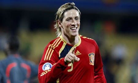 David Villa lỡ hẹn: Cơ hội cho Torres