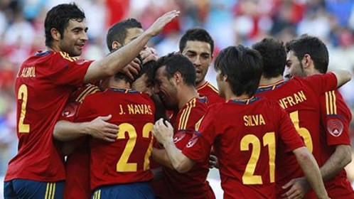 Hành trình tham dự VCK Euro 2012 của Tây Ban Nha: Bước chạy đà hoàn hảo