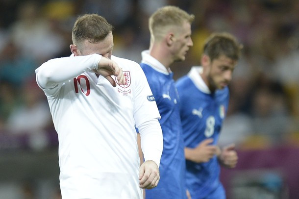Thất bại của Anh trước Italia: Rooney! Anh ở đâu?