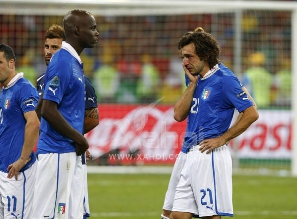 Hậu Euro 2012: Pirlo vẫn muốn sát cánh cùng “Bad boy”