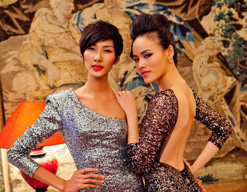 Cặp đôi thời trang Kỳ 10: Hoàng Thùy - Tuyết Lan