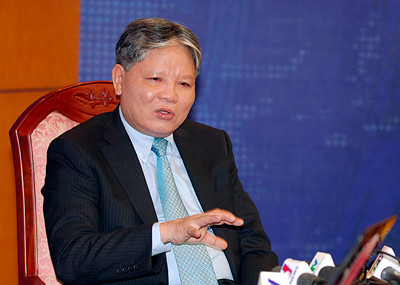 Bộ trưởng Bộ Tư pháp Hà Hùng Cường giải đáp nhiều thắc mắc của người dân