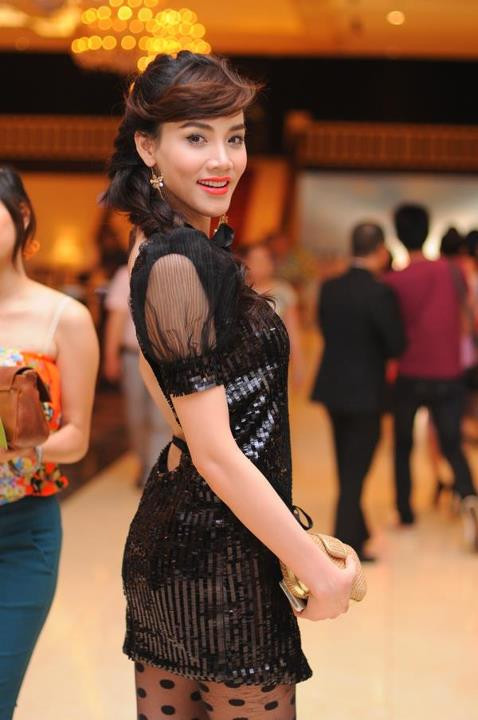 Dàn sao dự Miss Ngôi Sao 2012: Sắc đầm đen, trắng lên ngôi Dàn sao dự Miss Ngôi Sao 2012: Sắc đầm đen, trắng lên ngôi