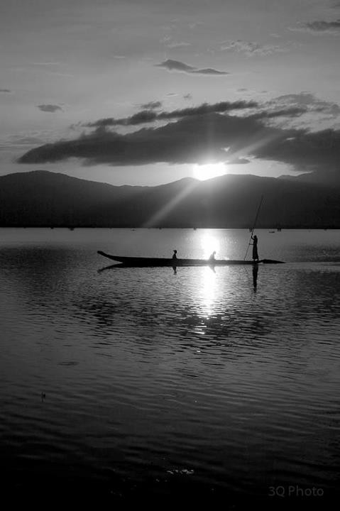 Về Buôn Mê Thuột ngắm Hồ Lắk đẹp mê hồn