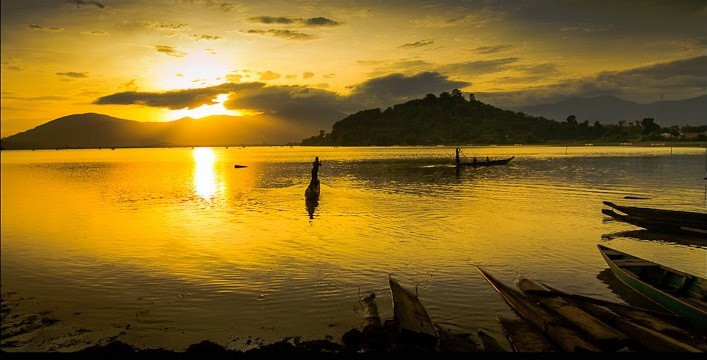 Về Buôn Mê Thuột ngắm Hồ Lắk đẹp mê hồn