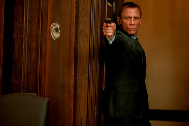 Những bí ẩn xung quanh cuộc đời James Bond