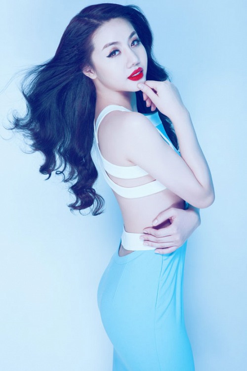 Hotgirl Bella Nguyễn - Đẹp từng centimet