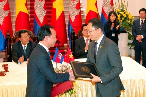 DPM hợp tác với Công ty Phân bón Campuchia