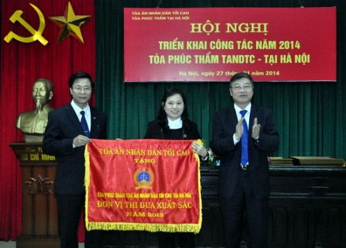 Tòa phúc thẩm TANDTC tại Hà Nội: Quyết tâm hoàn thành xuất sắc nhiệm vụ chính trị năm 2014