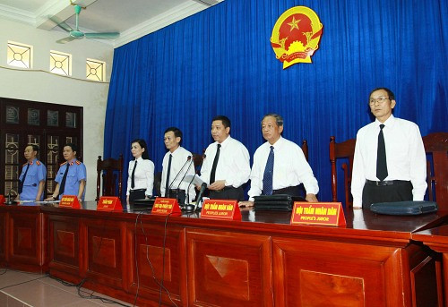 Tiếp tục hoàn thiện mô hình tổ chức và hoạt động của TAND, tương xứng với chức năng, nhiệm vụ “Tòa án là cơ quan xét xử của nước CHXHCN Việt Nam, thực hiện quyền tư pháp” (kỳ 1)
