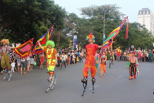 Festival Huế 2014: Đa sắc màu lễ hội đường phố giữa lòng Cố đô