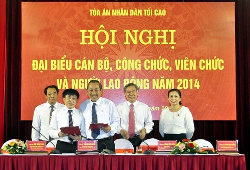 Hội nghị đại biểu cán bộ, công chức TANDTC năm 2014: Quyết tâm xây dựng hệ thống Tòa án trong sạch, vững mạnh