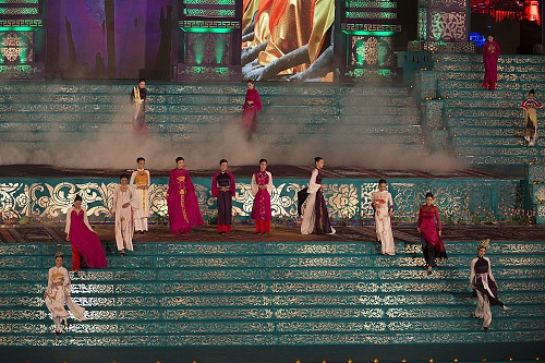 Festival Huế 2014: Lộng lẫy đêm hội áo dài