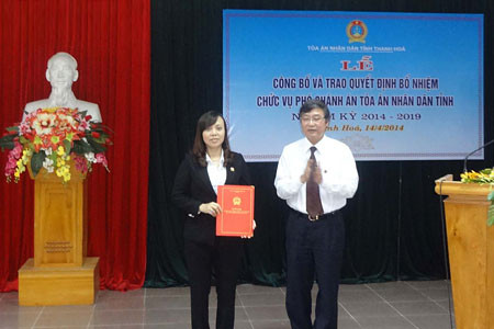 Công bố và trao Quyết định bổ nhiệm Phó Chánh án TAND tỉnh Thanh Hoá
