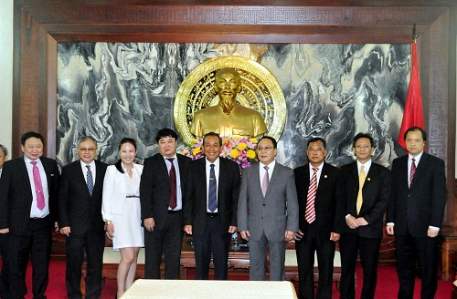 Chánh án TANDTC Trương Hòa Bình tiếp Viện trưởng Viện kiểm sát Mông Cổ