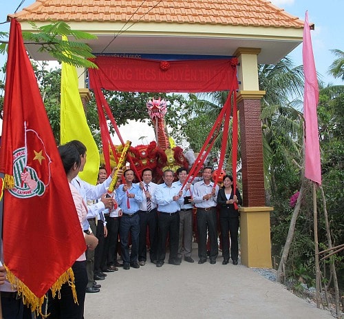 Cần Giuộc, Long An: Công bố quyết định đặt tên trường Nguyễn Thị Một