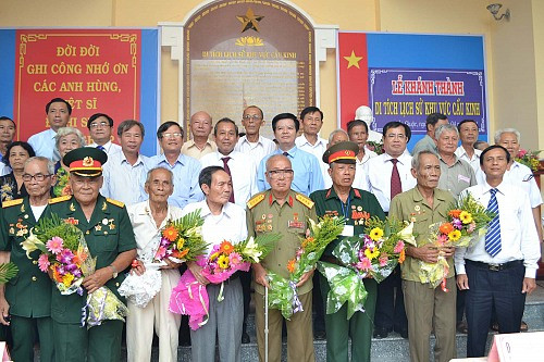 Bí thư Trung ương Đảng, Chánh án TANDTC Trương Hòa Bình dự khánh thành bia lưu niệm Di tích lịch sử khu vực Cầu Kinh