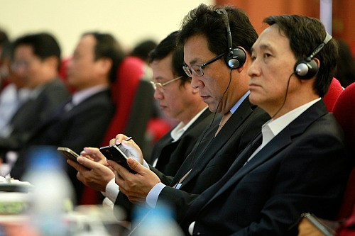 Nhà báo Việt Nam, Hàn Quốc chia sẻ kinh nghiệm làm báo qua Smartphone