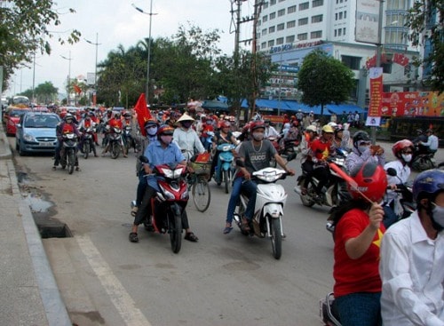 Thanh Hóa: Hàng nghìn công nhân mít tinh phản đối Trung Quốc