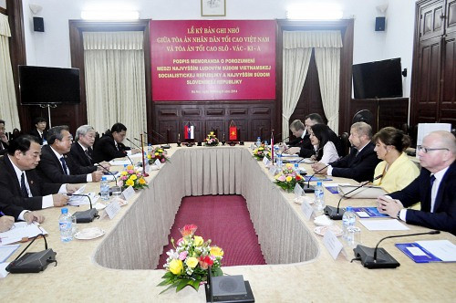 Thắt chặt quan hệ hợp tác giữa Tòa án hai nước Việt Nam - Slovakia