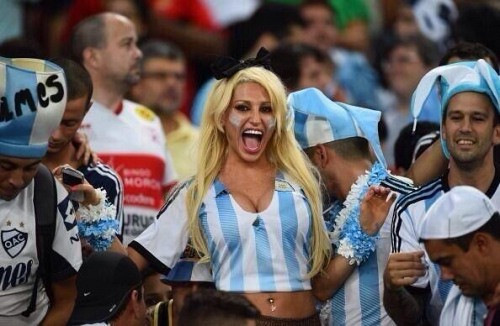 Argentina 2-1 Bosnia: Gọi tên Messi