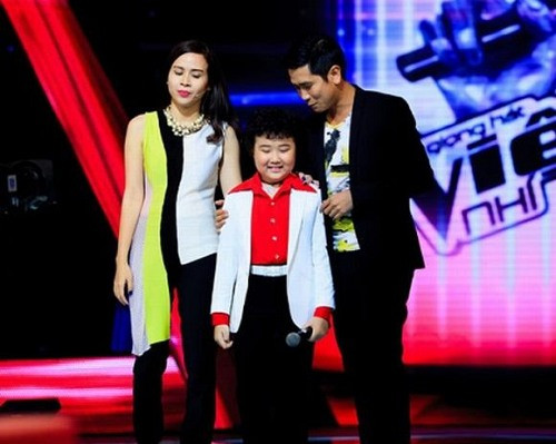 giong hat viet nhi 2014 tap 2, giong hat viet nhi 2014, the voice kids 2014, 'Cau be Han Quoc', Psy nhi, the voice kids tap 2, cau be giong hat viet nhi giong psy, psy nhi cua the voice kids, video ta