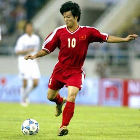“Cậu bé vàng” bóng đá Việt Nam được giải oan