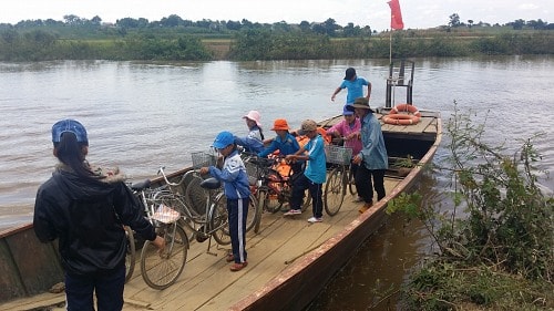 Cuộc chiến thầm lặng của người lái đò từ thiện