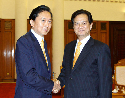 Thủ tướng Nguyễn Tấn Dũng tiếp cựu Thủ tướng Nhật Bản  Hatoyama Yukio 