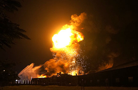 Cháy lớn tại Khu công nghiệp VSIP Bình Dương 