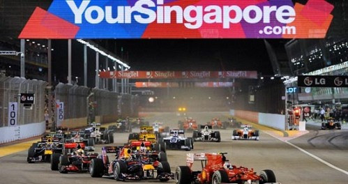 Mercedes đến Singapore để khẳng định uy quyền