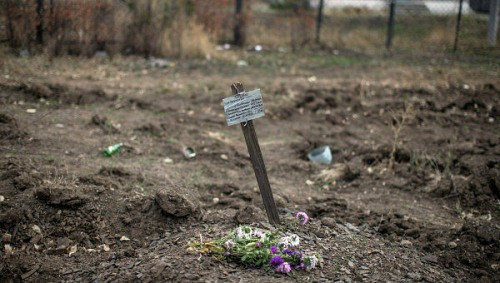 Bộ ngoại giao Mỹ yêu cầu Ucraina điều tra về các ngôi mộ tập thể