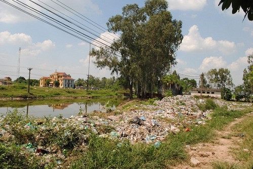 Hưng Yên: Dân sống chung với ô nhiễm