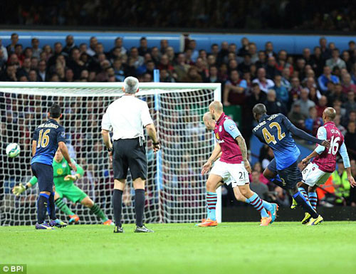 Man City - Aston Villa : Yaya Toure vẫn là niềm tự hào