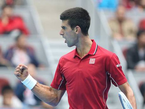 Novak Djokovic đánh bại Andy Murray ở trận bán kết