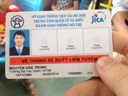 Hà Nội thí điểm vé xe buýt điện tử: Chưa có nhiều người dân sử dụng