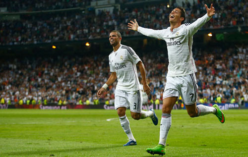 Ronaldo sẽ ở lại với Real Madrid