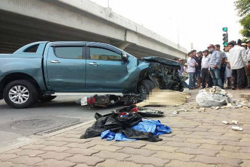 Khởi tố lái xe gây tai nạn trên đường Phạm Hùng