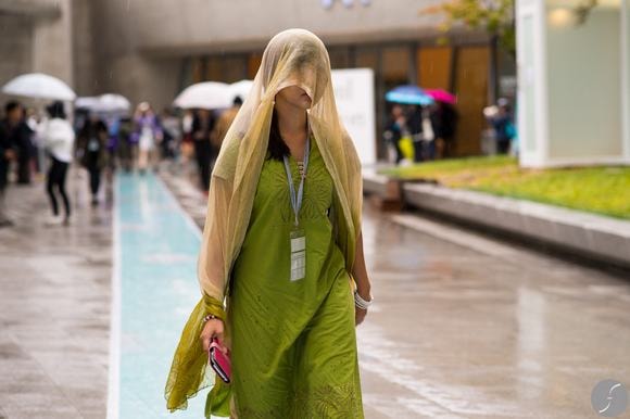 Seoul Fashion Week 2015, Seoul Fashion Week, Street style Seoul Fashion Week 2015, tuan le thoi trang Seoul, Street style han