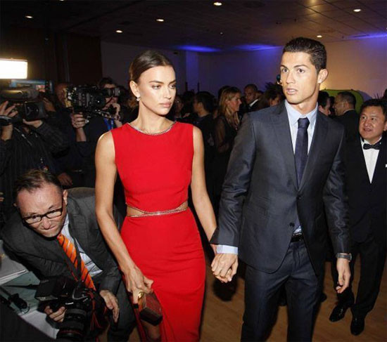 Tin hot kiều nữ túc cầu ngày 29/10: Irina Shayk rạng ngời cùng Ronaldo tại Gala PFL