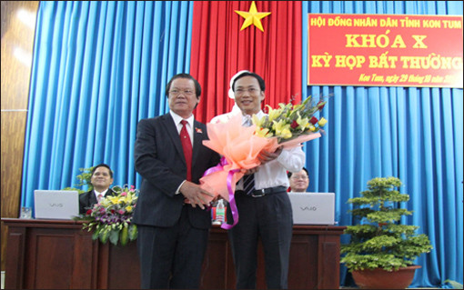 Ông Lại Xuân Lâm được bầu làm Phó Chủ tịch UBND tỉnh Kon Tum