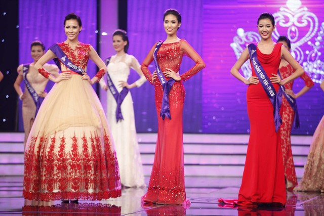 18 thí sinh của Hoa khôi áo dài Việt Nam đều đã an toàn sau liveshow trình diễn đầu tiên