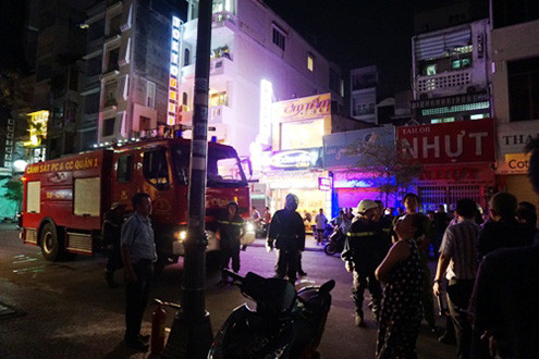 TP. Hồ Chí Minh: Chập điện, phòng khám bệnh bốc cháy