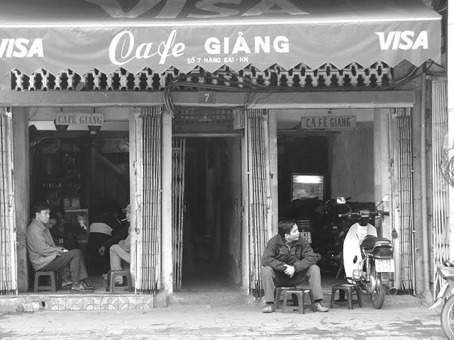 Café trứng cho những ngày Hà Nội sang đông