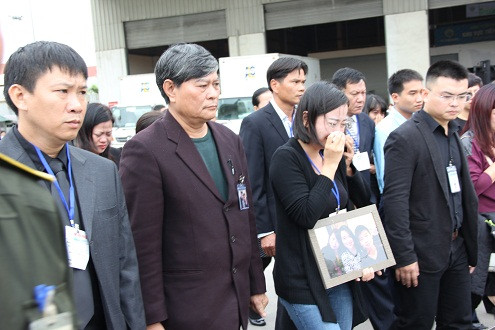 Di hài 3 mẹ con người Việt đã về đến sân bay Nội Bài