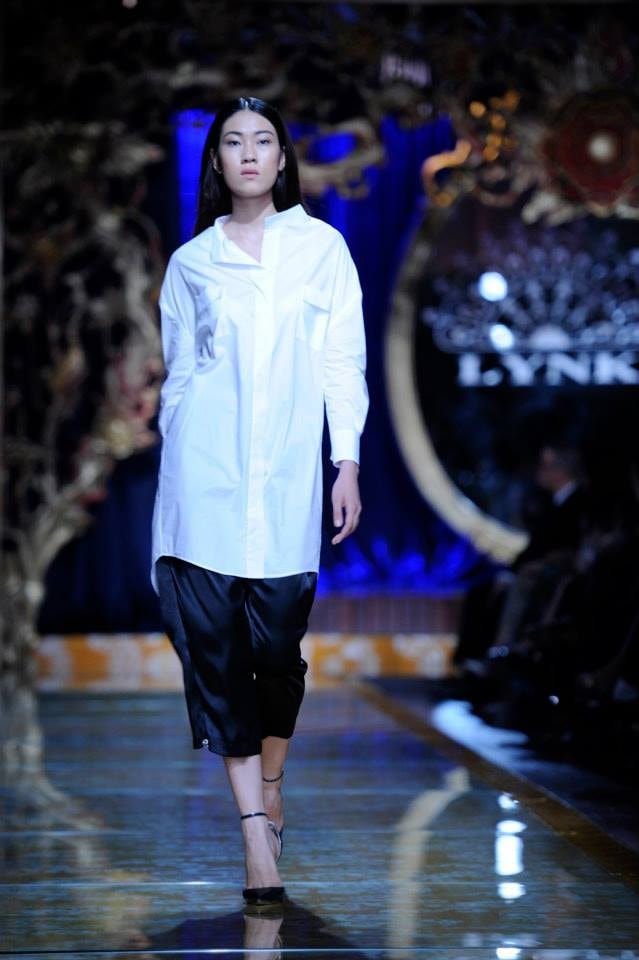 Đẳng cấp Lynk fashion show của Lý Nhã Kỳ