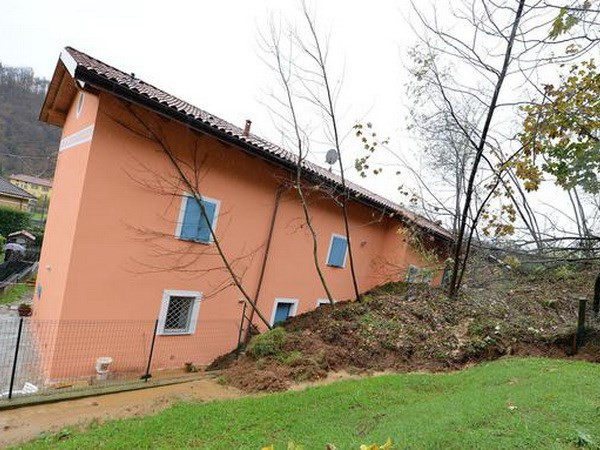 Thêm hai người tử vong trong vụ sạt lở đất tại Italy